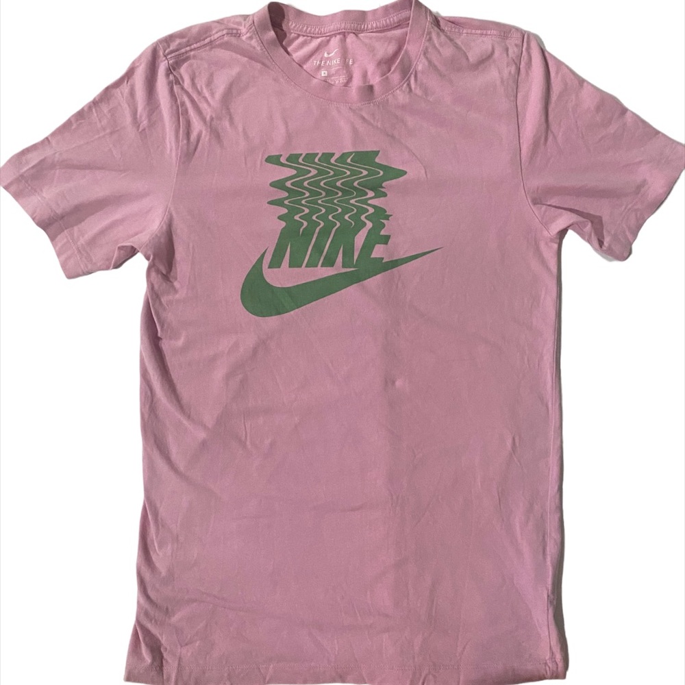Nike vibes pink with green logo t-shirt men’s S